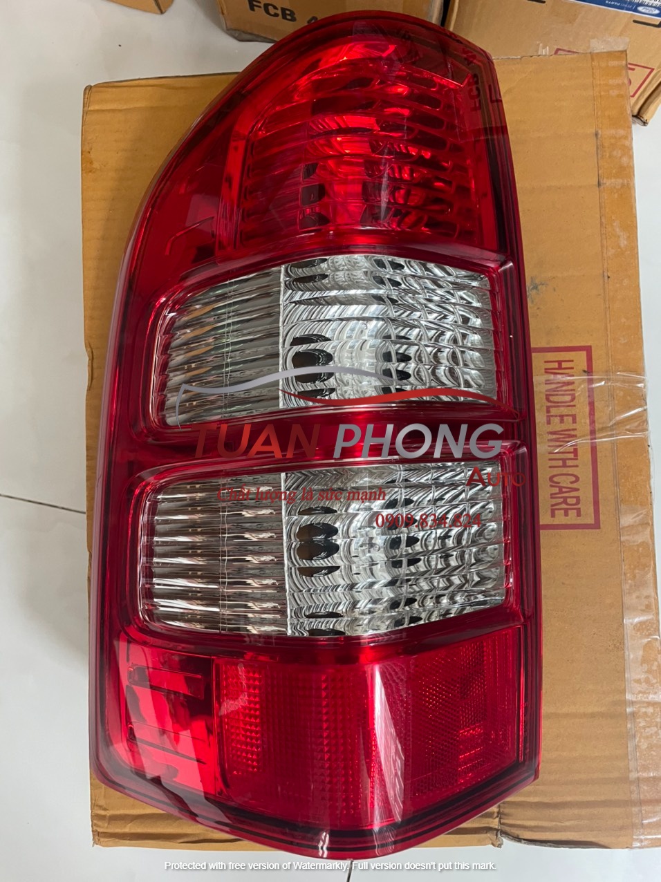 Đèn Hậu(lái Sau) Trái FORD RANGER 2006 2007 2008 Chính Hãng